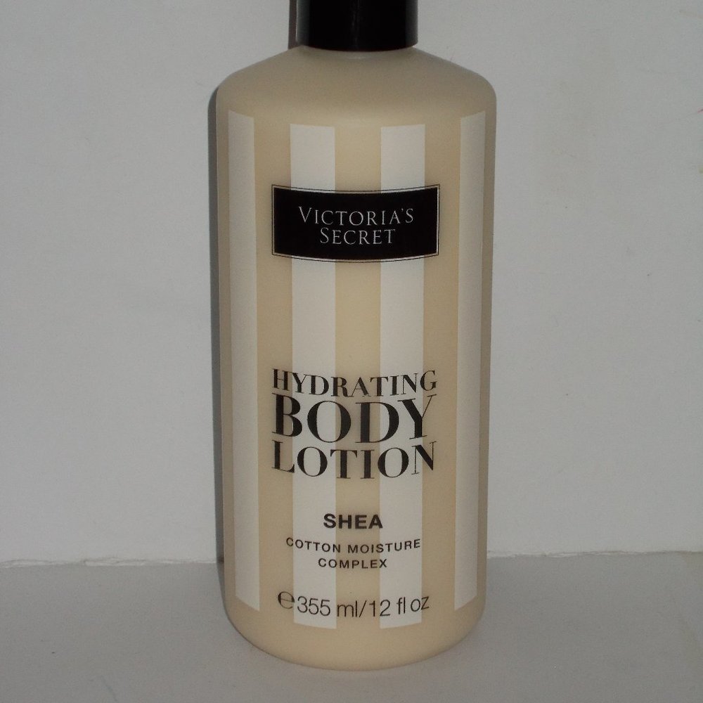 Victoria's secret Hydrating Body Lotion Shea